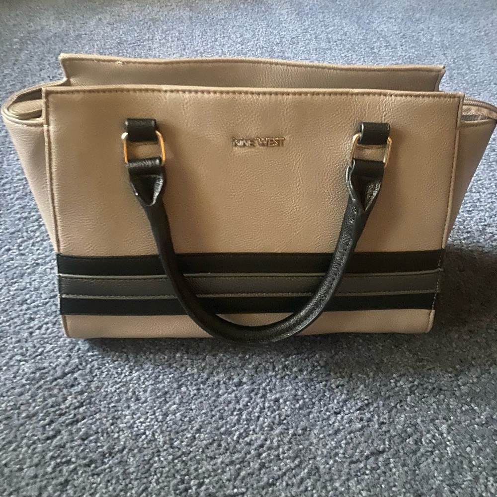 Barely used Nine West purse